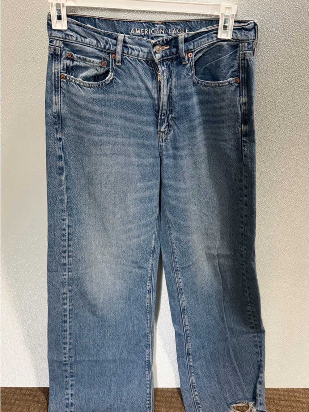American Eagle Outfitters women’s Medium Blue baggy wide-Leg Jeans
